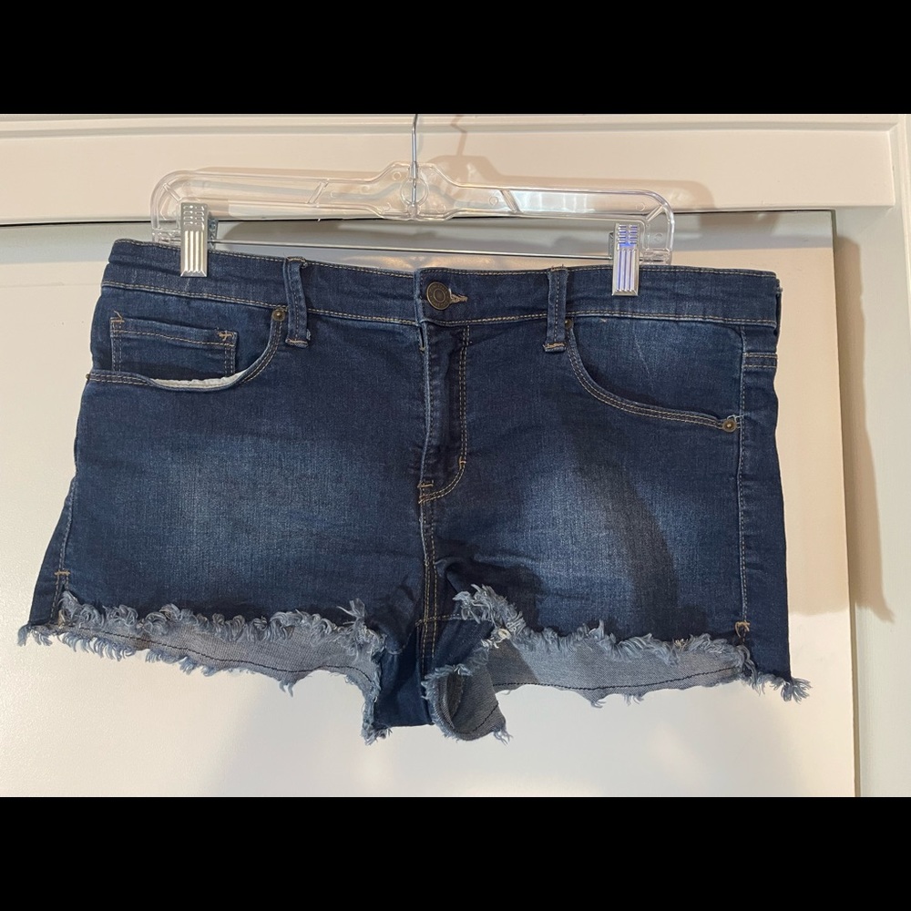 Mudd super stretch dark denim cutoff shorts